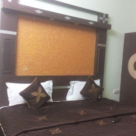 Hotel Candy Palace Τζαϊπούρ Εξωτερικό φωτογραφία